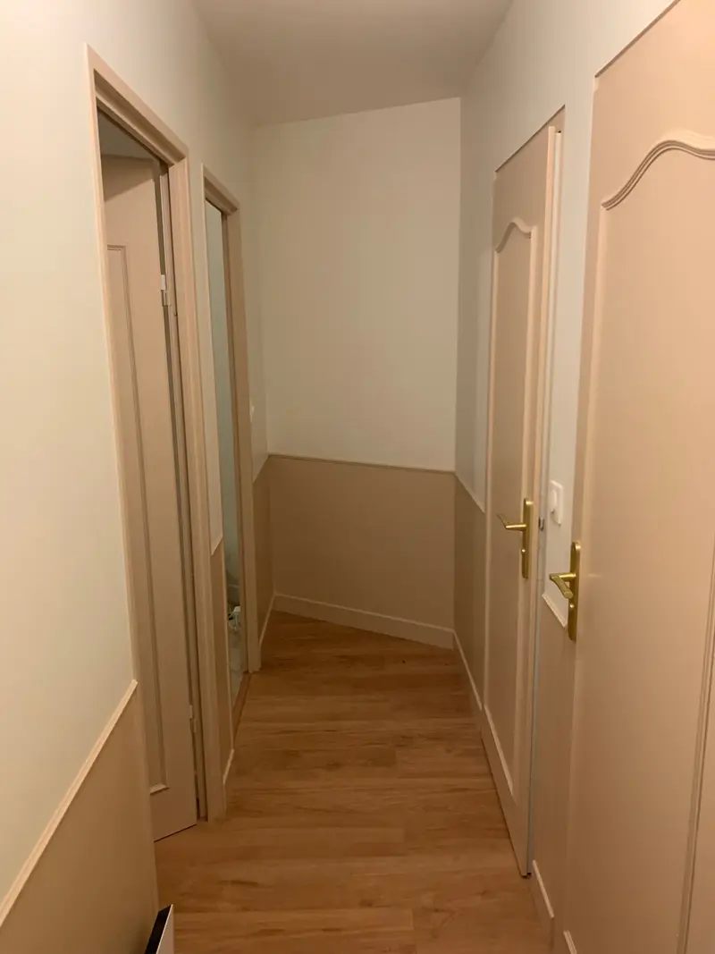 Fond de couloir inexploité avant travaux